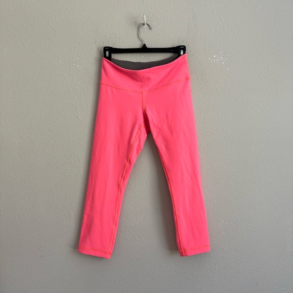 Lululemon Wunder Under Leggings 19” Size small Bright Coral - Picture 2 of 6